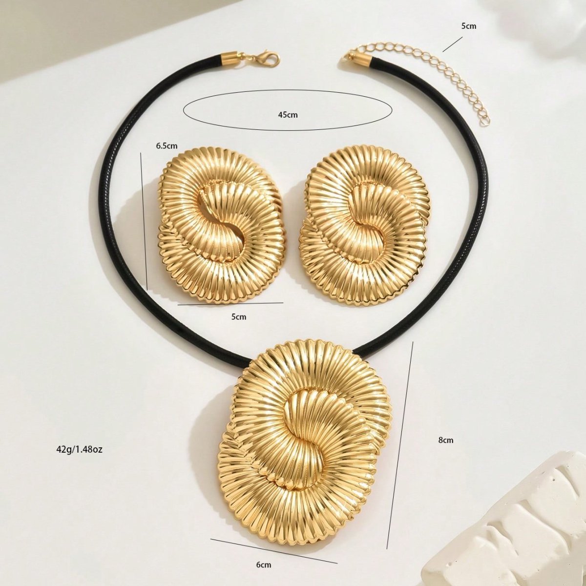 Glamorous Golden Spiral Jewelry Set - A Statement Of Elegance